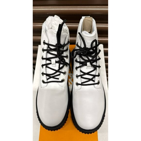 Timberland Women’s Boot - Size 9.5 - Picture 3 of 8